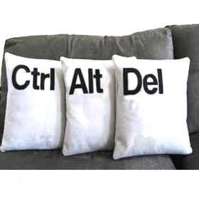 Ctrl, Alt, Del párna szett