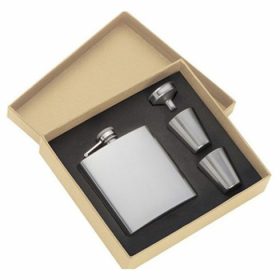   Egyedi gravírozással Flaska szett 2 db pohárral és tölcsérrel